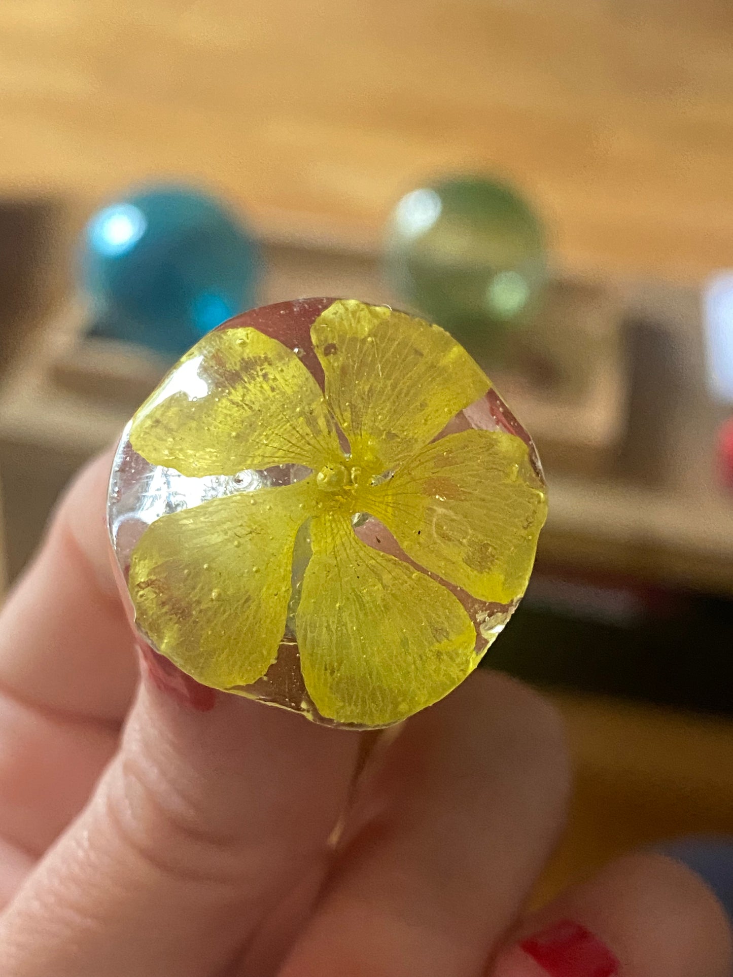 Anillo flor de trébol