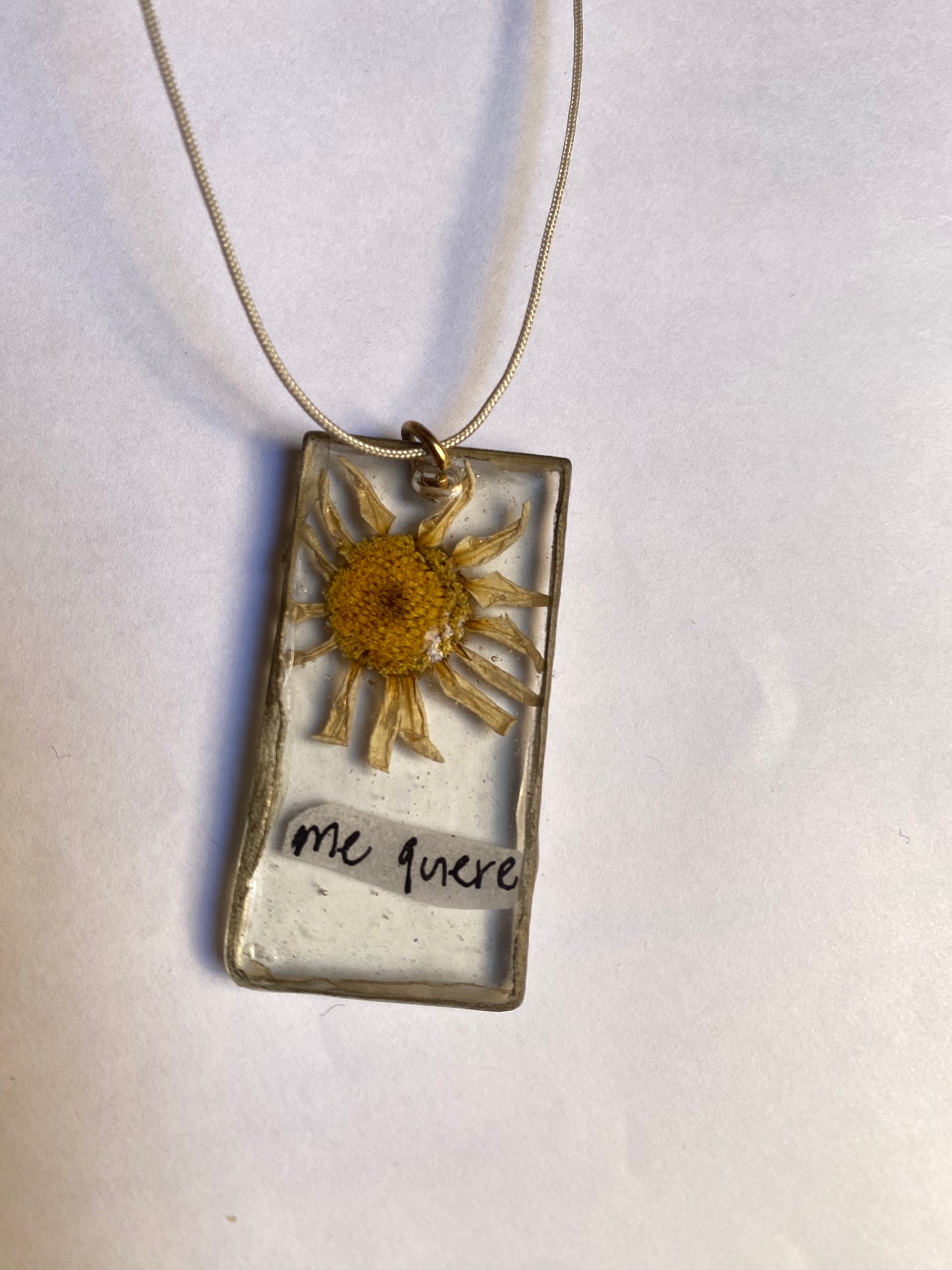 Collar me quiere