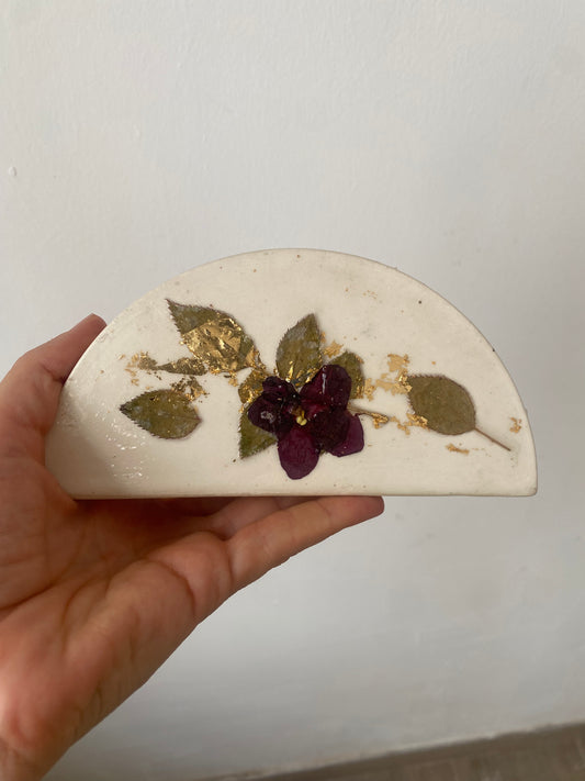Servilleteros con flores naturales