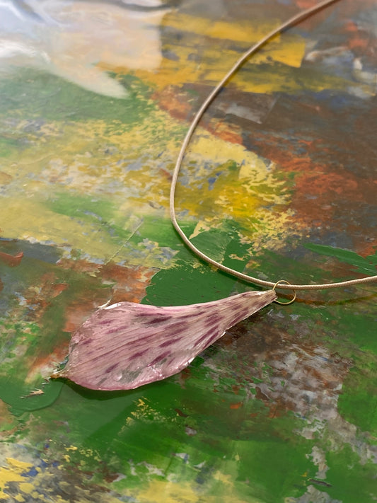 Collar pétalo